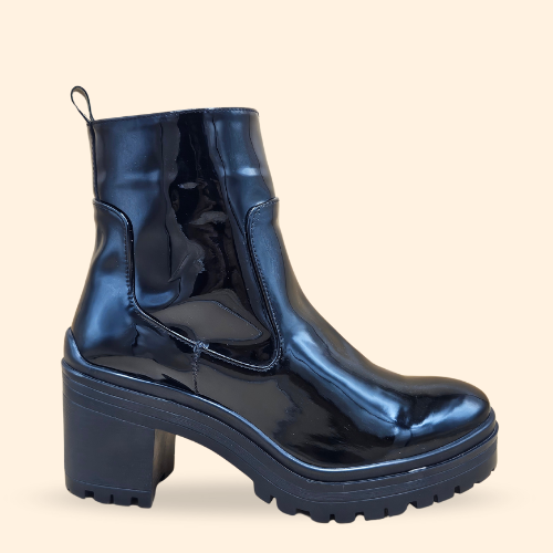 Mayoreo De 6 Pares De Botín Greta en Charol H.Q. Color Negro Estilo - 5235