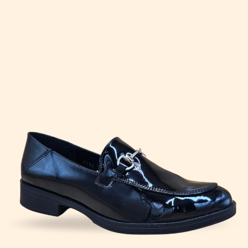 Mayoreo De 6 Pares De Zapato Casual Andrea en Charol Negro Estilo - 1914